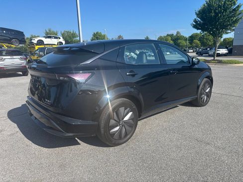 Used 2024 Nissan Ariya AWD image 5