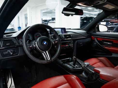 Used 2015 BMW M4 Coupe image 19