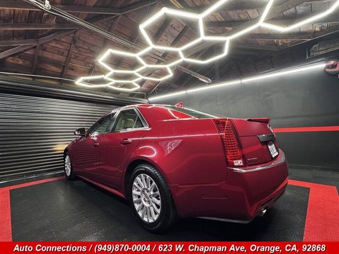 Used 2012 Cadillac CTS Luxury RWD image 4