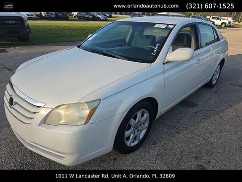 Used 2006 Toyota Avalon XL FWD image 1