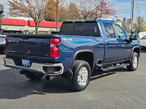 Used 2021 Chevrolet Silverado 3500 LT w/ All Star Edition AWD/4WD image 6