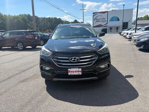 Used 2017 Hyundai Santa Fe Sport FWD image 4