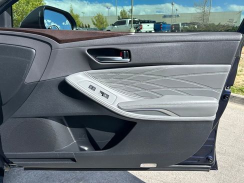 Used 2021 Toyota Avalon Limited w/ Advanced Safety Package image 30