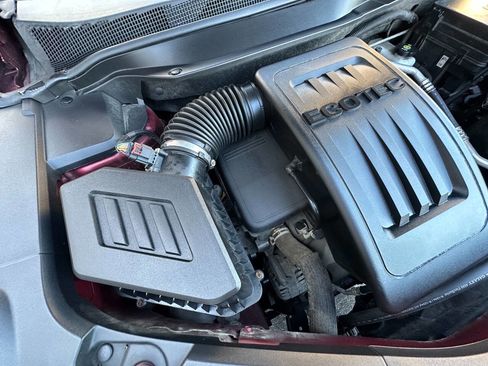 Used 2017 Chevrolet Equinox LT w/ Convenience Package image 29