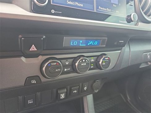 Used 2021 Toyota Tacoma 2WD Double Cab image 21