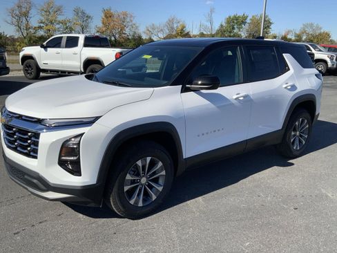 New 2026 Chevrolet Equinox LT w/ Convenience Package II image 8