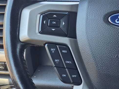 Used 2022 Ford F350 Lariat w/ Lariat Value Package AWD/4WD image 19