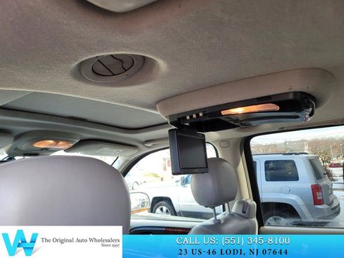 Used 2005 GMC Envoy XL SLT image 11