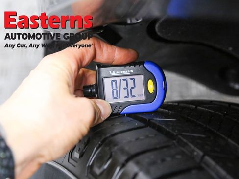 Used 2022 Toyota RAV4 SE image 30