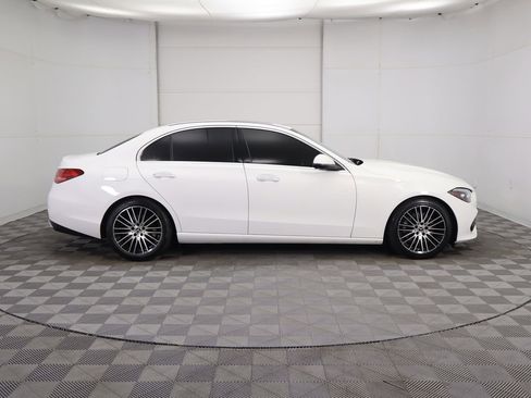 Used 2022 Mercedes-Benz C 300 4MATIC Sedan image 4