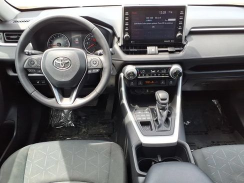 Used 2022 Toyota RAV4 XLE w/ Convenience Package AWD/4WD image 13