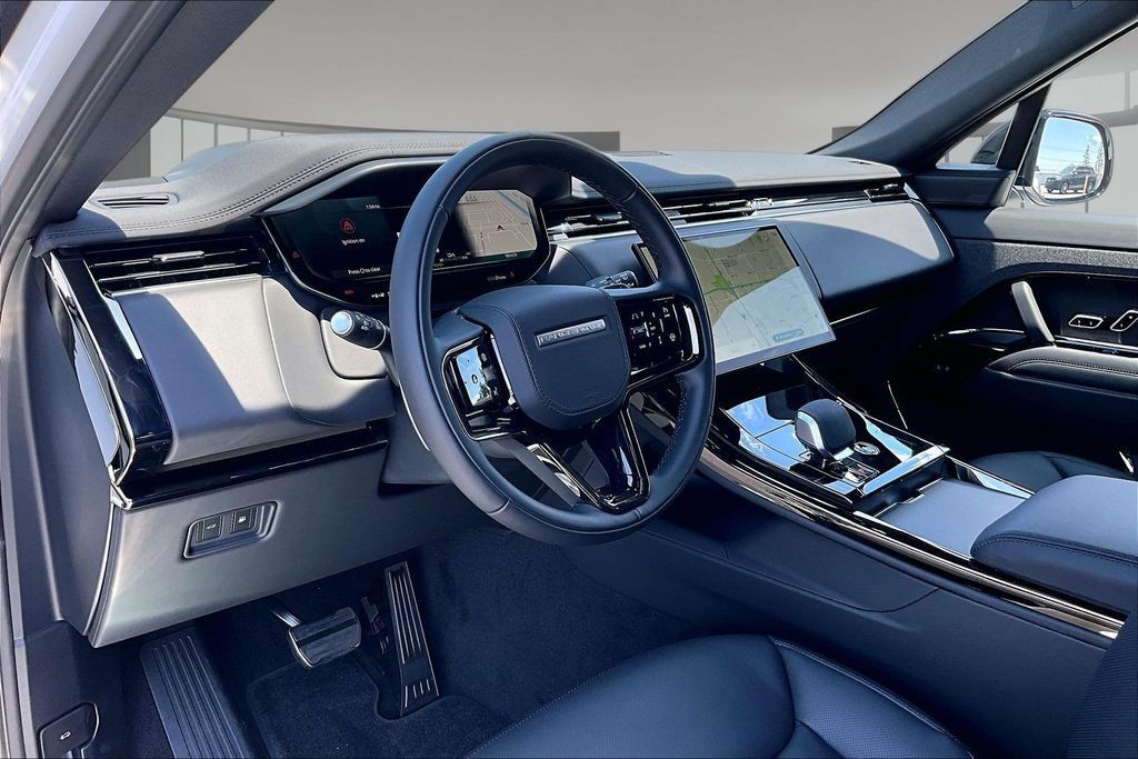 New 2026 Land Rover Range Rover Sport Dynamic SE AWD/4WD image 7