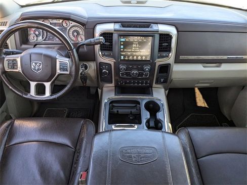 Used 2017 RAM 2500 Longhorn image 14