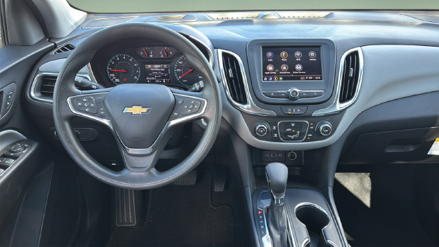 Used 2024 Chevrolet Equinox LS w/ Driver Confidence II Package FWD image 10