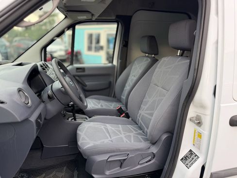 Used 2010 Ford Transit Connect XL FWD image 10