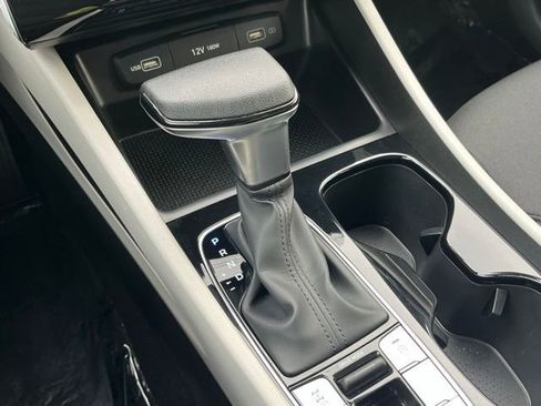 Used 2024 Hyundai Tucson SE image 15