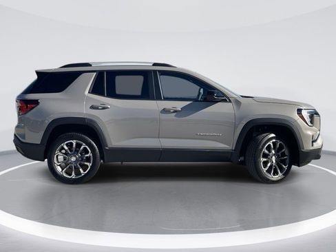 New 2026 GMC Terrain Elevation w/ Elevation Premium Package AWD/4WD image 2