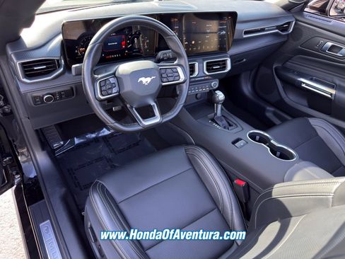 Used 2025 Ford Mustang Premium RWD image 22