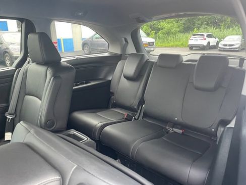 Used 2024 Honda Odyssey Touring image 17