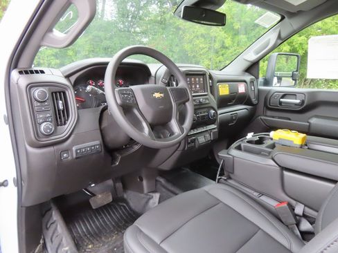 New 2025 Chevrolet Silverado 3500 W/T w/ WT Convenience Package image 19