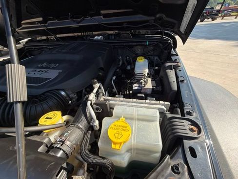 Used 2012 Jeep Wrangler Sport AWD/4WD image 89