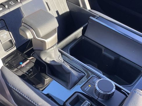 New 2026 Toyota Tundra Platinum image 13