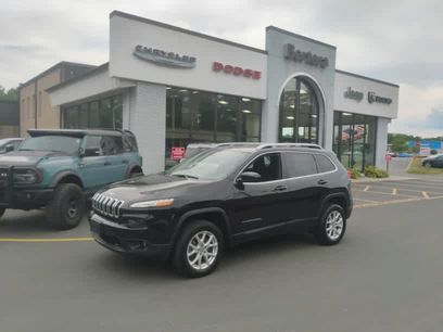 Used 2017 Jeep Cherokee Latitude w/ Cold Weather Group