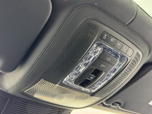 Used 2022 Mercedes-Benz Maybach GLS 600 4MATIC image 45