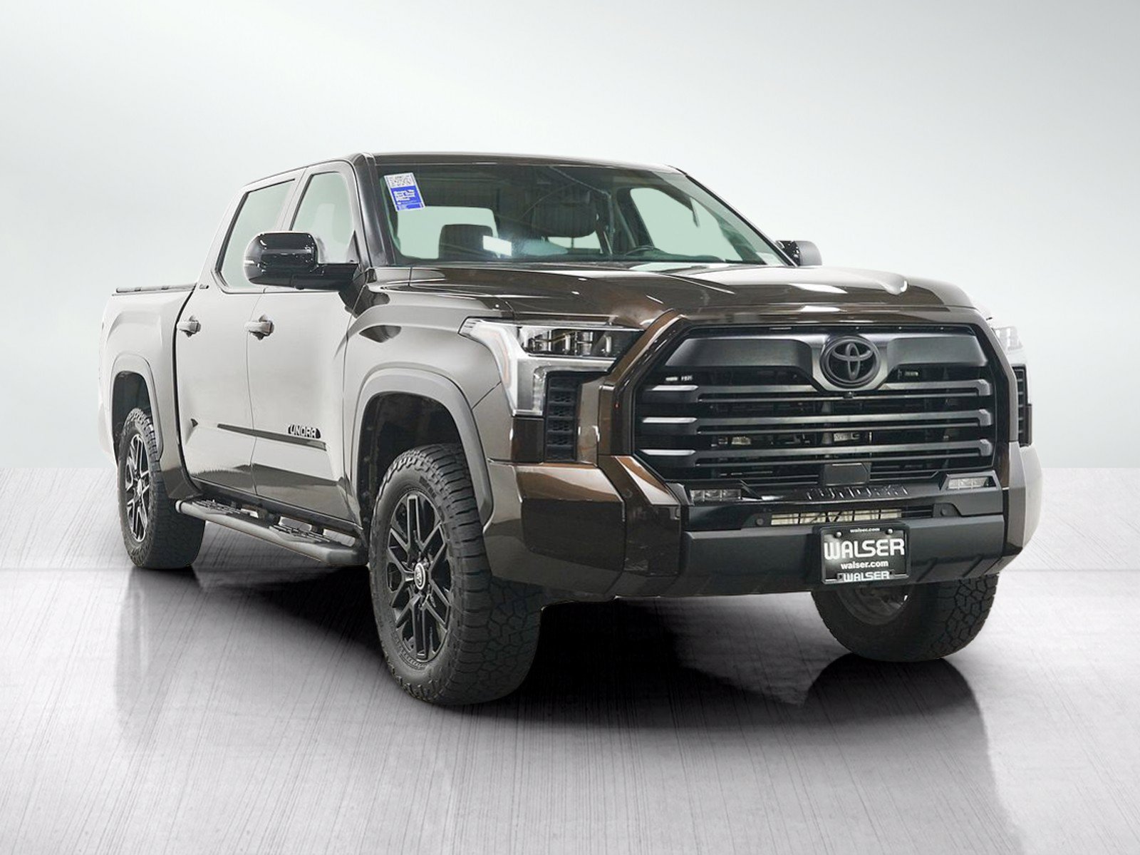Used 2024 Toyota Tundra Limited AWD/4WD image 7