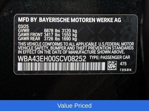 Used 2025 BMW 750e xDrive w/ Premium Package AWD/4WD image 24