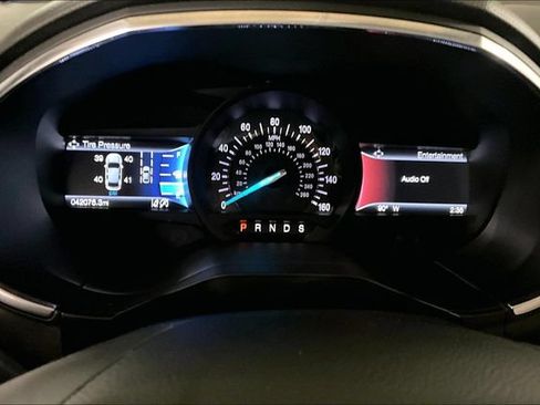 Used 2020 Ford Edge Titanium w/ Equipment Group 301A AWD/4WD image 23