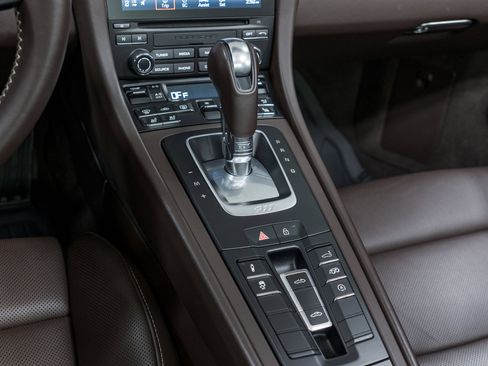 Certified 2019 Porsche 911 Targa 4 GTS image 26