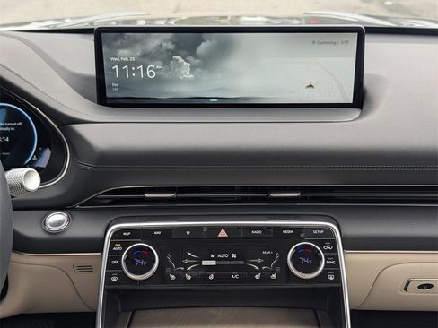 Used 2023 Genesis GV80 2.5T w/ Prestige Package image 16