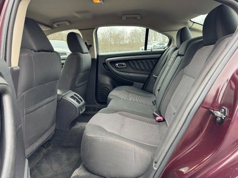 Used 2011 Ford Taurus SEL image 16