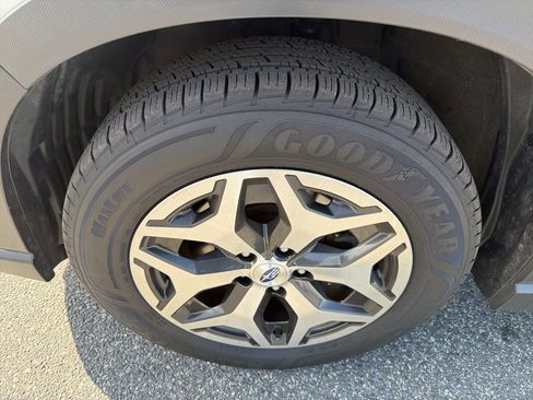 Used 2023 Subaru Forester Premium image 10