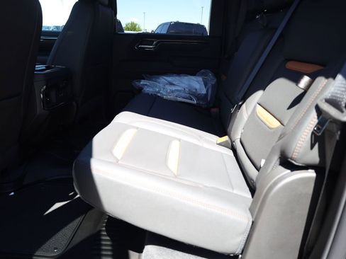 New 2026 GMC Sierra 3500 AT4 w/ AT4 Premium Plus Package AWD/4WD image 20