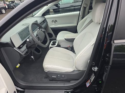 Used 2023 Hyundai Ioniq 5 SEL w/ Cargo Package AWD/4WD image 6