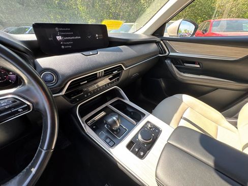 Used 2024 MAZDA CX-90 Plug-In Hybrid w/ Premium Pkg AWD/4WD image 22