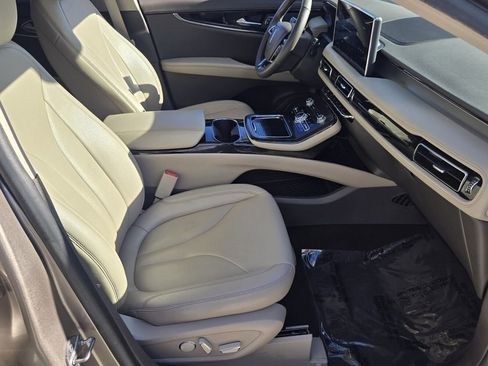 Used 2021 Lincoln Nautilus FWD image 14