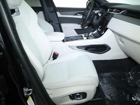 Used 2026 Jaguar F-PACE SVR image 34