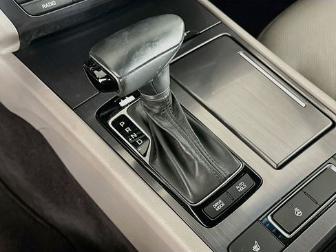 Used 2019 Genesis G80 3.8 AWD/4WD image 25