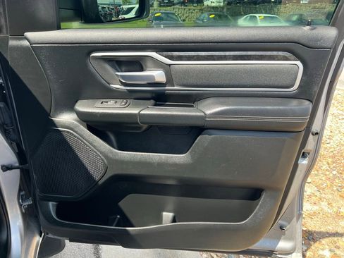 Used 2020 RAM 1500 Big Horn AWD/4WD image 32