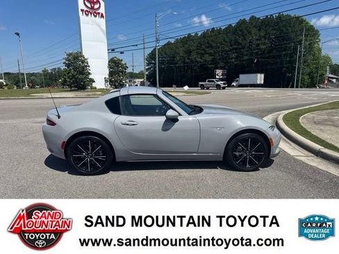 Used 2024 MAZDA MX-5 Miata RF Grand Touring RWD image 2