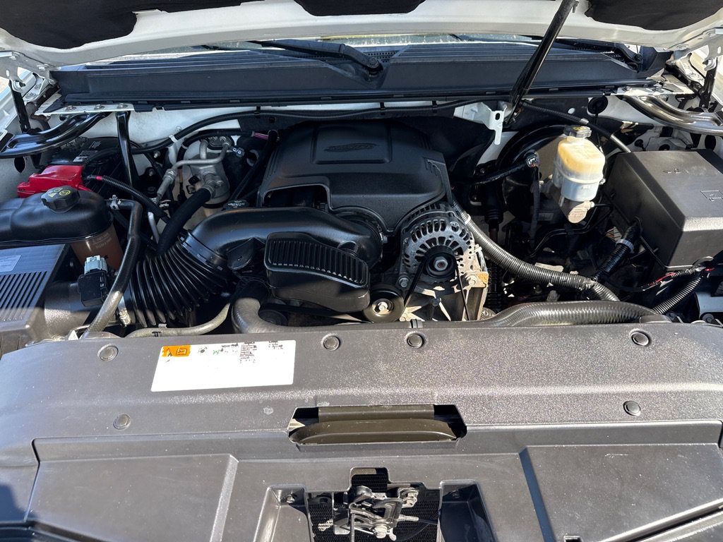 Used 2012 Chevrolet Avalanche LTZ RWD image 17