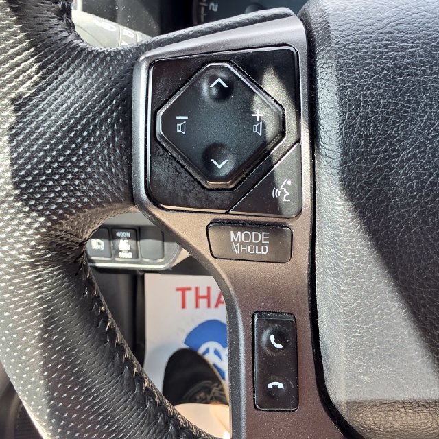 Used 2023 Toyota Tacoma TRD Sport AWD/4WD image 25