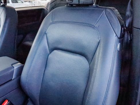 Used 2023 Land Rover Defender 90 S image 26