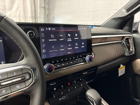 New 2026 GMC Canyon Denali AWD/4WD image 15