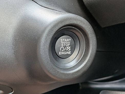 New 2026 RAM ProMaster 2500 w/ Convenience Group FWD image 29