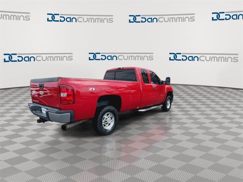 Used 2007 Chevrolet Silverado 2500 LT w/ 1LT Convenience Package image 8
