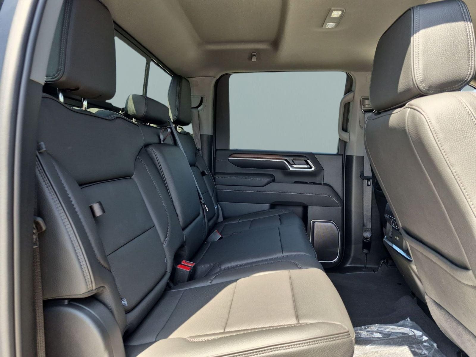 New 2026 GMC Sierra 2500 Denali w/ Denali Reserve Package AWD/4WD image 27